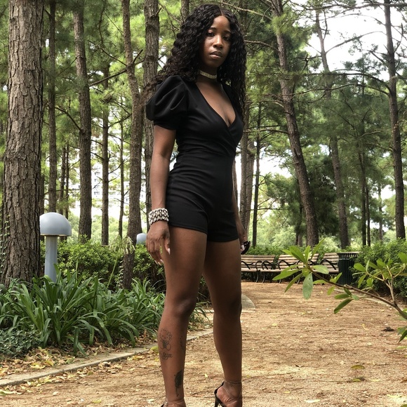 Romper - Picture 1 of 3